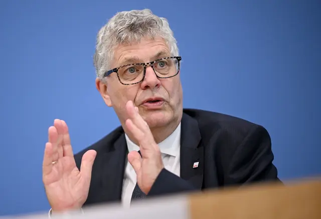Haase: «Wir müssen Pflanzen pflanzen.» (Archivbild)  | Foto: Britta Pedersen/dpa