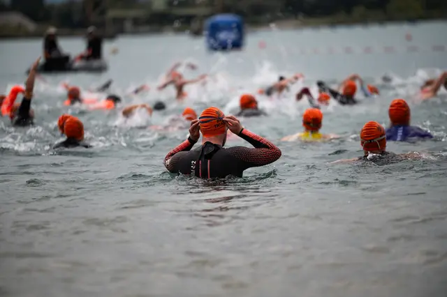 Schwimmwettbewerb des PAMINA Triathlon 2025.  | Foto: Copyright: Tim Schlindwein/frei