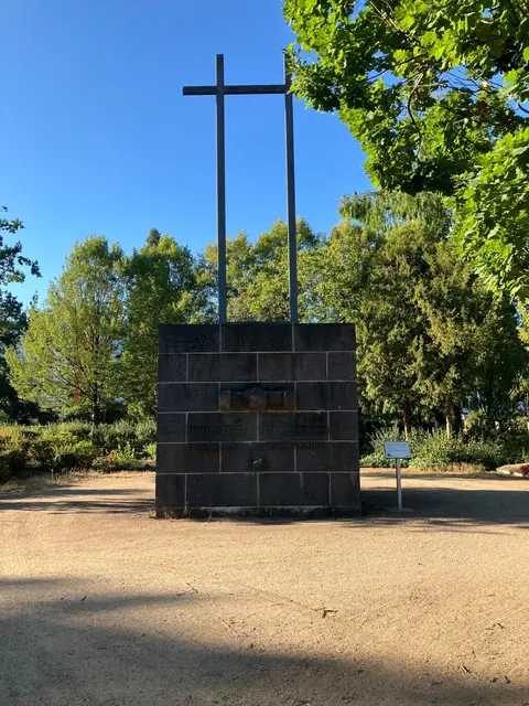 Wer am Grabmal stehen, findet jetzt eine historische Einordnung direkt vor Ort. | Foto: Stadt Speyer