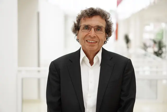 Prof. Dr. med. Karlheinz Seidl, Ärztlicher Direktor am Westpfalz-Klinikum, weiß, wie wichtig es für Betroffene ist, dass sie selbst über die nächsten Schritte entscheiden | Foto: Westpfalz-Klinikum/gratis