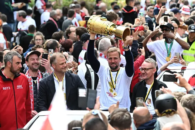 Die Erfolgsköpfe des VfB Stuttgart bleiben zusamemen: Fabian Wohlgemuth, Sebastian Hoeneß und Alexander Wehrle (Archivbild) | Foto: Marijan Murat/dpa