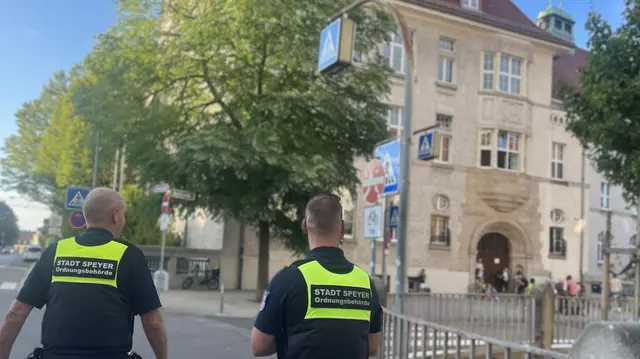 Zum Schulbeginn verstärken Stadt und Polizei in Speyer die Kontrollen rund um Grundschulen. | Foto: Stadt Speyer