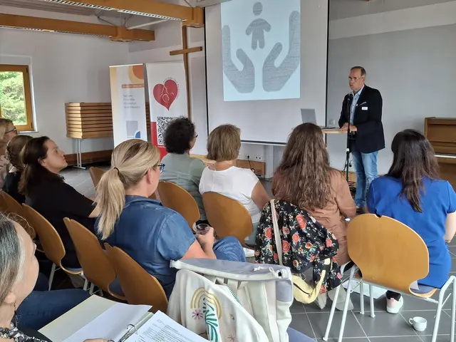 In Trippstadt kamen mehr als 100 Teilnehmende zur Netzwerkkonferenz der Frühen Hilfen von Stadt und Landkreis Kaiserslautern zusammen. | Foto: Kreisverwaltung Kaiserslautern