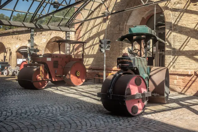 Fuhrpark im Deutschen Straßenmuseum Germersheim | Foto: Paul Needham