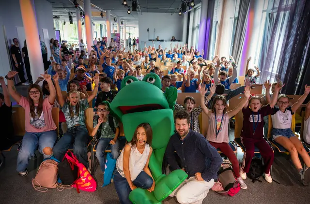 SWR Kindermedientag: Kinder erleben im Funkhaus Mainz Workshops rund um Faktenchecks, Nachrichtenstudio und Audioformate zum Mitmachen. | Foto: SWR - Südwestrundfunk, Foto: Lukas Greif