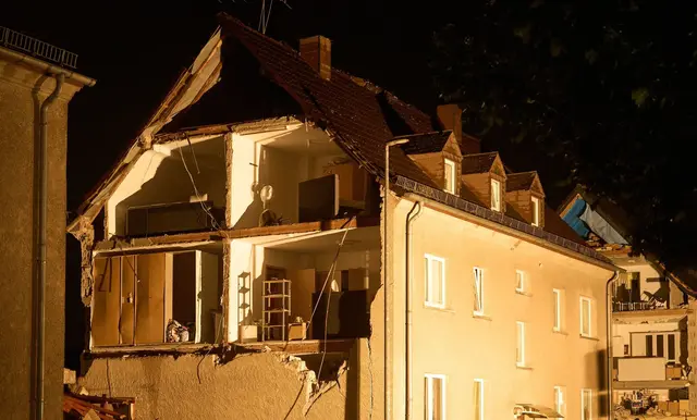 Unwetter haben in der Nacht in Höhr-Grenzhausen heftige Schäden angerichtet. | Foto: Thomas Frey/dpa