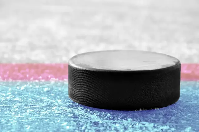 MagentaSport: In der Saison 2026/27 stehen in der Eishockey-Berichterstattung viele Live-Spiele und feste Sendeplätze im Kalender. Dazu kommen neue Story-Formate rund um DEL und Nationalteams. | Foto: vencav/stock.adobe.com