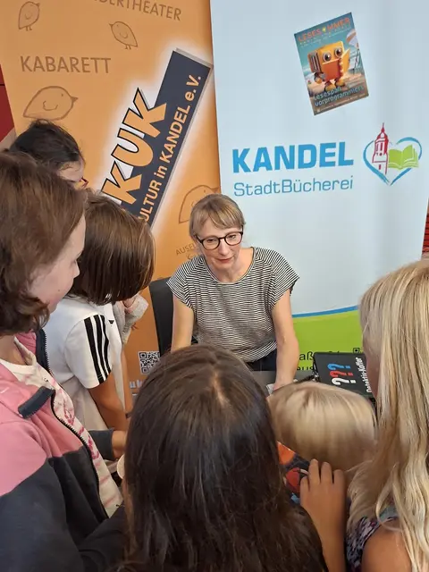 Die Stadtbücherei Kandel hat den Lesesommer mit einem neuen Rekord und einer Abschlussfeier für 191 Kinder beendet. | Foto: Stadtbücherei Kandel