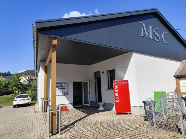 Fast vier Jahre nach dem verheerenden Brand ist das Clubhaus des MSC Ramberg wieder aufgebaut. Am Samstag, 29. August, feiert der Verein die Wiedereröffnung. | Foto: MSC Ramberg