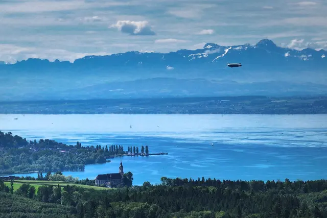 Am Bodensee hat die Erde gebebt. (Symbolbild)  | Foto: Felix Kästle/dpa