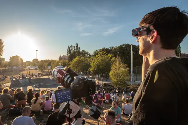 schon 2027 gibt es die nächste "kleine" Sonnenfinsternis über Deutschland - richtig dunkel wird es dann erst wieder 2081 | Foto: Paul Needham