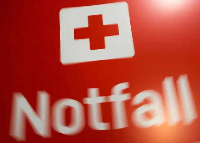 Sepsis-Selbstcheck ergibt Verdacht? Dann sollte man umgehend ärztliche Hilfe in Anspruch nehmen. | Foto: Lino Mirgeler/dpa/dpa-mag