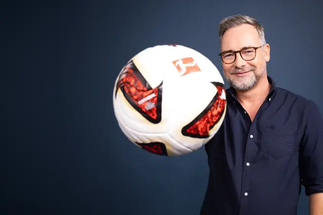 ran Fußball: Vor dem Bundesligaauftakt FC Bayern gegen VfB Stuttgart läuft die Übertragung ab 19.50 Uhr in SAT.1 und auf Joyn. | Foto: SAT.1, Foto: Joyn/Marina Geckeler