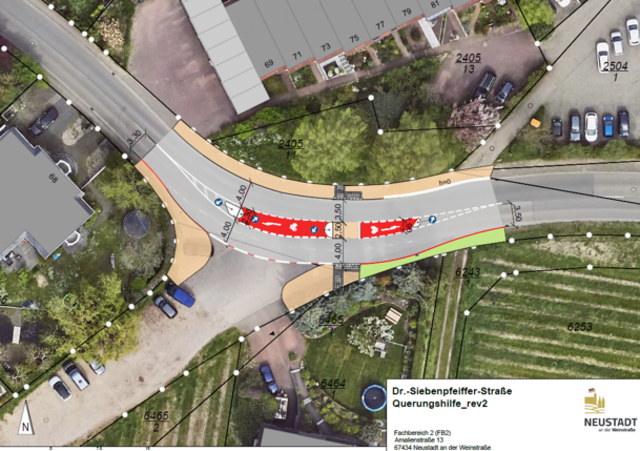 An der Dr.-Siebenpfeifer-Straße soll eine Mittelinsel das Queren für Fuß- und Radverkehr erleichtern. | Foto: Stadt Neustadt