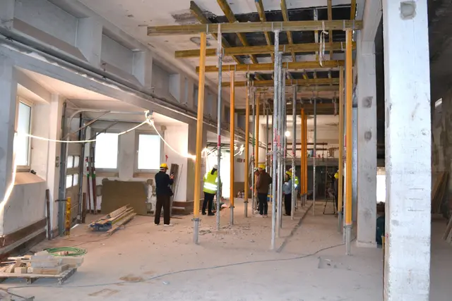 Die Arbeiten an der ehemaligen Pakethalle schreiten voran | Foto: Frank Schäfer