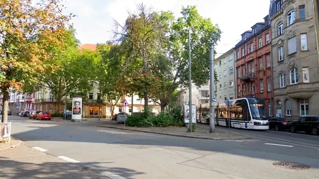 Überlegungen für einen autofreien Schützenplatz gab es schon in einigen Gremien.  | Foto: JG