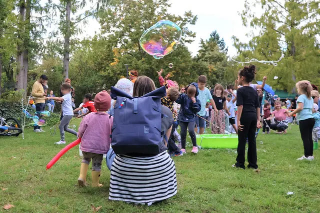 Ein buntes Programm für die ganze Nachbarschaft: Nach dem großen Erfolg im vergangenen Jahr findet auch 2026 wieder ein Fest im Thomas-Nast-Park statt | Foto: Stadt Landau