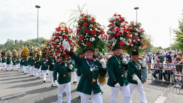 Lokalzeit live: Der WDR zeigt das Neusser Bürger-Schützenfest am 30. August ab 19.30 Uhr in einer 30-minütigen Live-Sondersendung. | Foto: WDR Westdeutscher Rundfunk