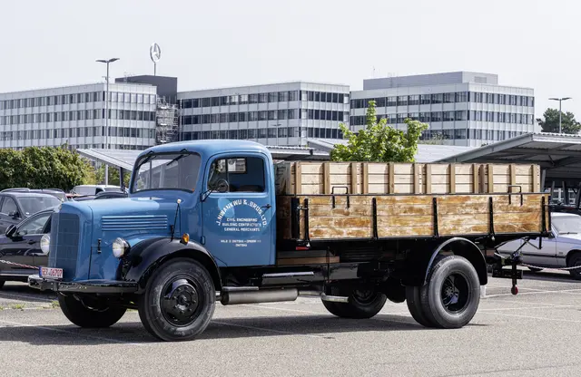 130 Jahre Lkw: Mercedes-Benz Trucks eröffnet Deutschlandfahrt 2026 im Werk Wörth | Foto: Daimler Truck AG