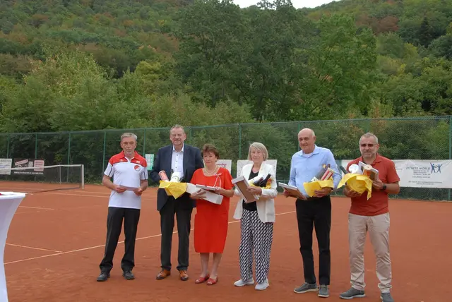 Der TC Rot-Weiß Annweiler hat sein 100-jähriges Bestehen mit Festakt, Ehrungen und sportlichem Programm gefeiert. | Foto: TC Rot-Weiss Annweiler