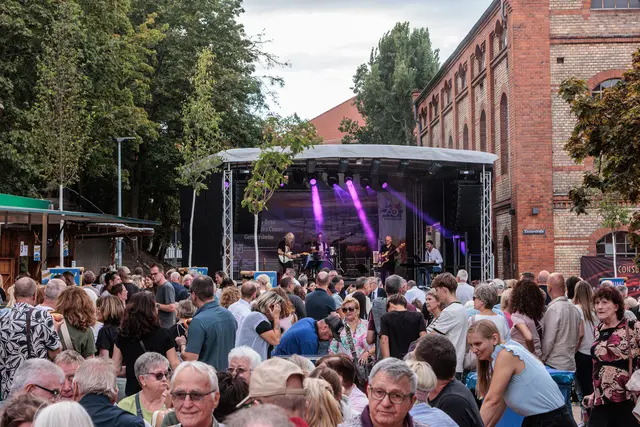 Auftakt zum großen Jubiläumswochenende: In Germersheim ist am Freitagabend das Fest anlässlich von 750 Jahren Stadtrecht offiziell eröffnet worden. | Foto: Paul Needham