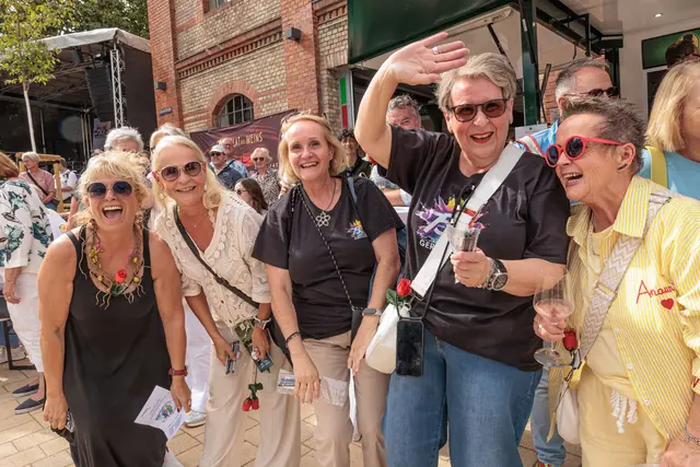 Historische Gewänder, liebevolle Details und viele kreative Ideen: Der Umzug zum Jubiläum „750 Jahre Stadtrechte Germersheim“ zeigte die Geschichte der Stadt in ihrer ganzen Vielfalt. | Foto: Paul Needham
