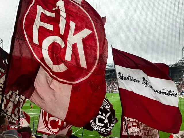 Rund 3.000 FCK-Fans waren am Millerntor mit dabei | Foto: Steffen Moritz/gratis