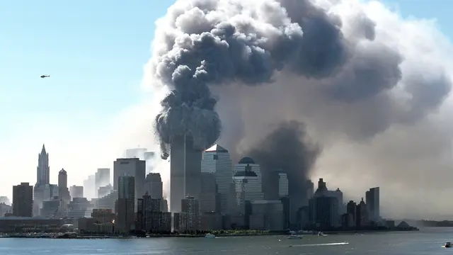 ZDF spezial: Zum 25. Jahrestag bündelt das ZDF mehrere Dokus und eine Live-Sendung aus New York zu 9/11 und seinen Folgen. | Foto: ZDF, Foto: Hubert Boesl/dpa/picture-allian