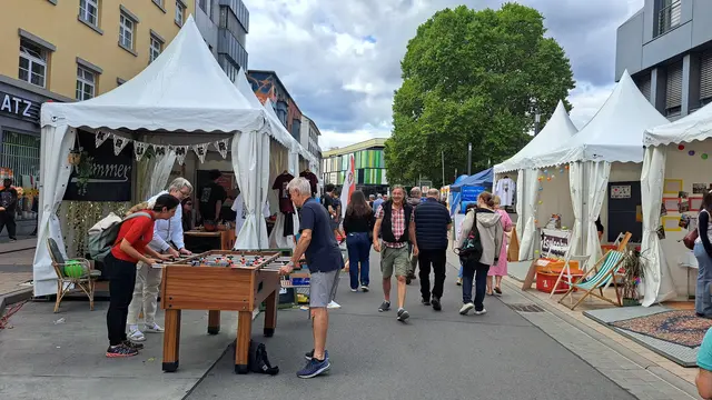 Im Jubiläumsjahr „750 Jahre Kaiserslautern“ wurde die Innenstadt zur Bühne für das vielfältige ehrenamtliche Engagement. Zahlreiche Spiel- und Mitmachangebote gab es für Passanten | Foto: Monika Klein