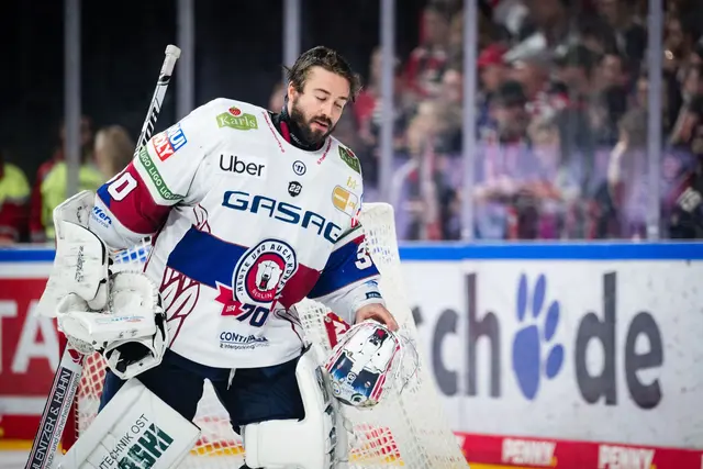 Jake Hildebrand spielte vor seinem Wechsel zu den Adler Mannheim für die Eisbären Berlin. | Foto: Marius Becker/dpa