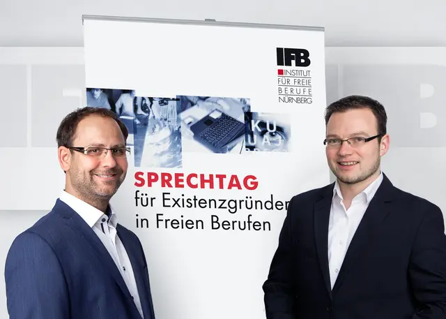 Marco Kreuzer (rechts), Wirtschaftsförderung Bergstraße GmbH und Alexander Schwarz, Wirtschaftsförderer Stadt Viernheim. | Foto: Stadt Viernheim