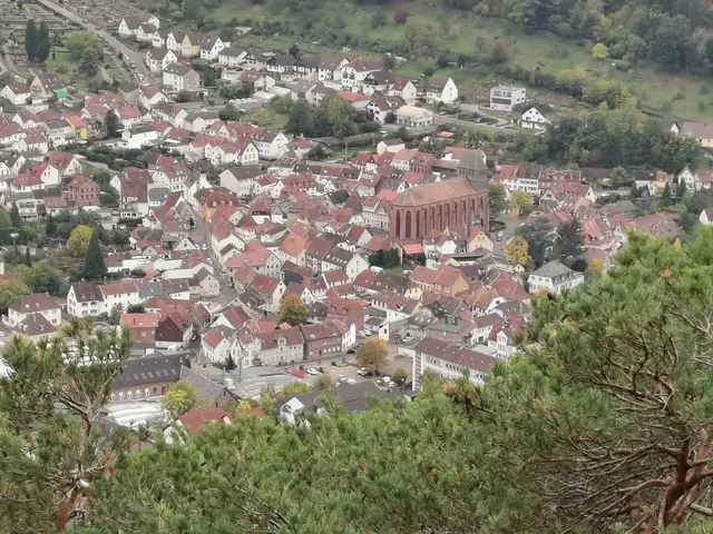 Aussicht vom neuen Teufelsfelsen auf Lambrecht (Pfalz) | Foto: Thomas Mann
