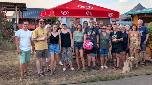 Gruppenfoto mit den Organisatoren des Straßenfestes | Foto: VG Ramstein-Miesenbach