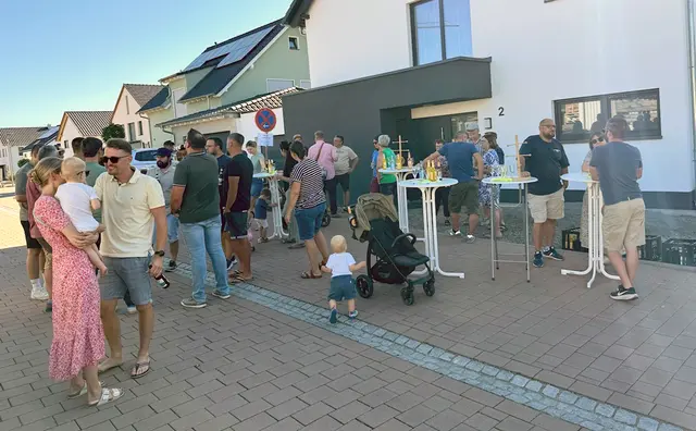 Foto von der offiziellen Straßenfreigabe in Kottweiler-Schwanden | Foto: VG Ramstein-Miesenbach