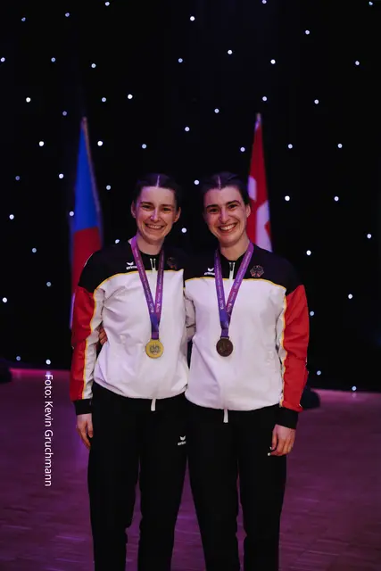 Goldmedaille im Wheel Pair Freestyle und Silber im Single Rope Pair Freestyle: Sarah und Ronja Höfers (vlnr) | Foto: Kevin Gruchmann