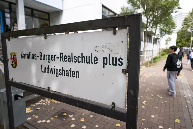 Die Schließung der Brennpunktschule ist keine Option, versichert Bildungsministerin Ute Eiling-Hütig (CDU). | Foto: Boris Roessler/dpa