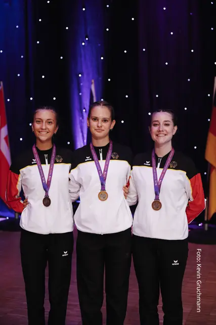 Platz 3 im Double Dutch Single Freestyle: Christina Khramtsov, Stefanie Nering und Diana Brauer (vlnr) | Foto: Kevin Gruchmann
