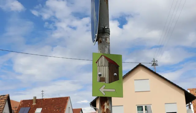 An diesem Zeihen ist der Tabakrundweg in Hatzenbühl zu erkennen | Foto: Heike Schwitalla