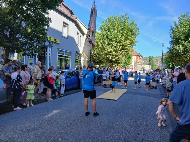 Der Turnverein bot Vorführungen | Foto: Anja Stemler