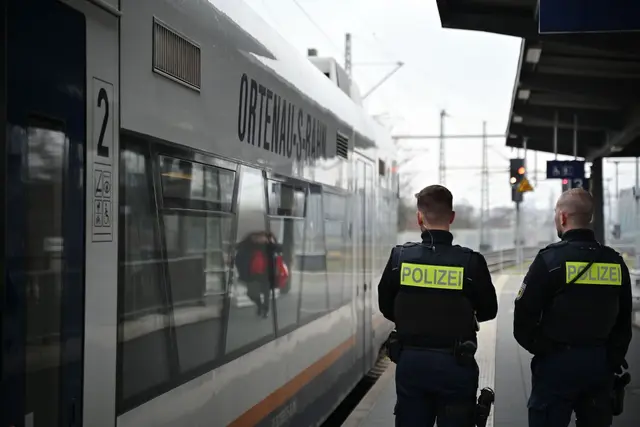 Die Polizei sucht nach Zeugen. (Symbolbild) | Foto: Katharina Kausche/dpa