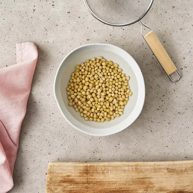 Hülsenfrüchte kochen: Salz früh zugeben, Säure erst am Ende. | Foto: Die Vier von hier /Andrea Thode
