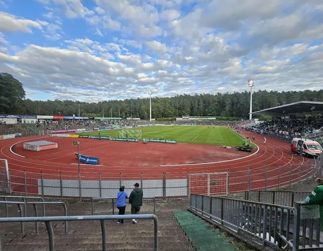 Der FC Homburg traf im Waldstadion auf die U21 des 1. FC Kaiserslautern | Foto: Dirk Kontz/gratis
