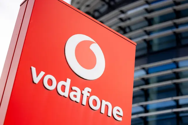 Betroffene können sich der Sammelklage nach wie vor anschließen - selbst wenn sie aktuell keinen Vertrag mehr bei Vodafone haben. | Foto: Thomas Banneyer/dpa/dpa-mag