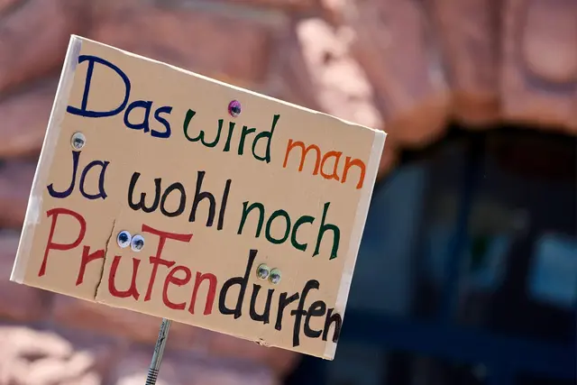 1.500 demonstrieren in Saarbrücken. (Archivbild) | Foto: Sascha Ditscher/dpa