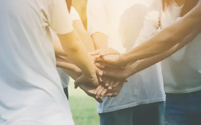 Woche des bürgerschaftlichen Engagements: Das Ehrenamt hat viele Gesichter – Menschen engagieren sich in ganz unterschiedlichen Bereichen für andere und für die Gemeinschaft. | Foto: Monster Ztudio/stock.adobe.com (Symbolfoto)