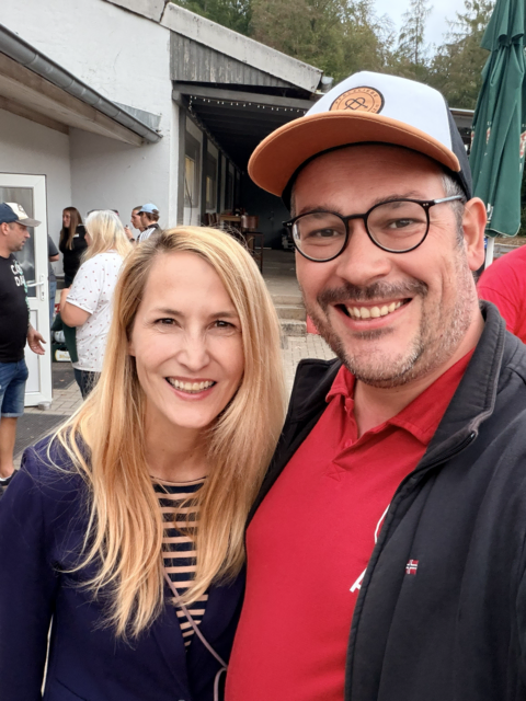 Sportdezernentin Christina Ruch und Ortsvorsteher Aaron Holaus | Foto: Aaron Holaus