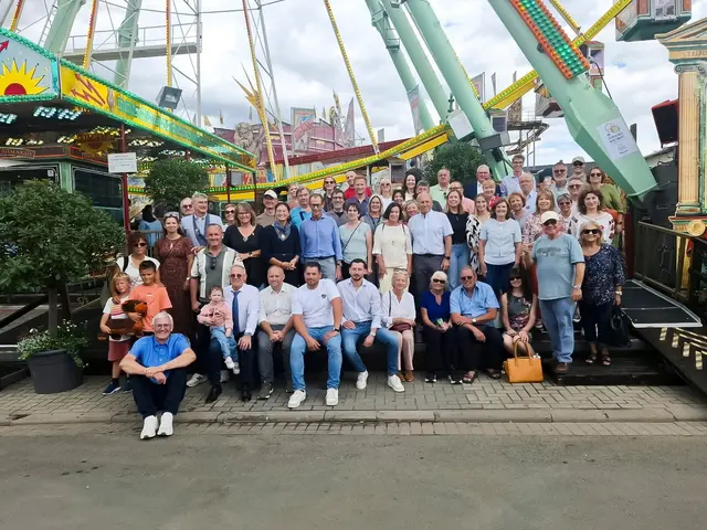 Delegationen aus den Partnerstädten sind beim Dürkheimer Wurstmarkt zu Gast und treffen sich zu gemeinsamen Programmpunkten in der Stadt. | Foto: Stadt Bad Dürkheim