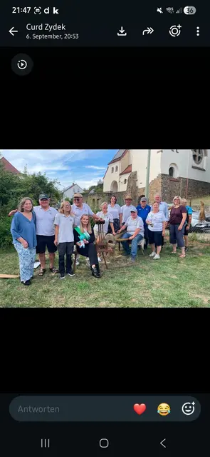 Beim Brechfest auf dem Mehrgenerationenplatz in Nußbach konnten Gäste Flachsverarbeitung selbst ausprobieren. | Foto: Helga Grüne