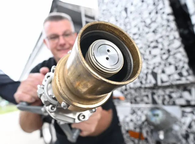 Wasserstofftankstelle für Lastwagen gibt es bislang nicht viele in Deutschland. Das soll sich ändern. (Symbolbild) | Foto: Bernd Weißbrod/dpa