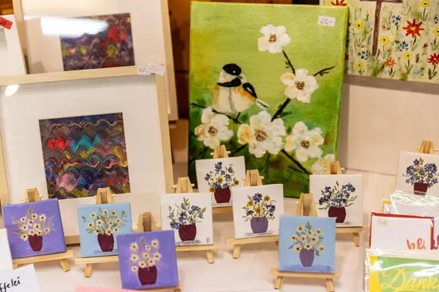 Bilder und Karten mit echten Blumen  | Foto: Wolfgang Neuberth